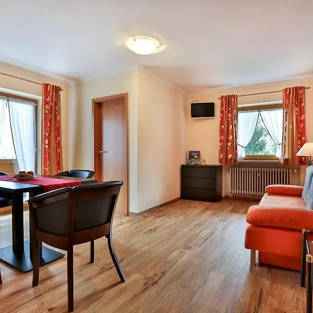 Penzion Gaestehaus Heissenlehen