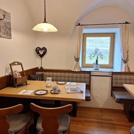 Gaestehaus Heissenlehen Penzion 3*