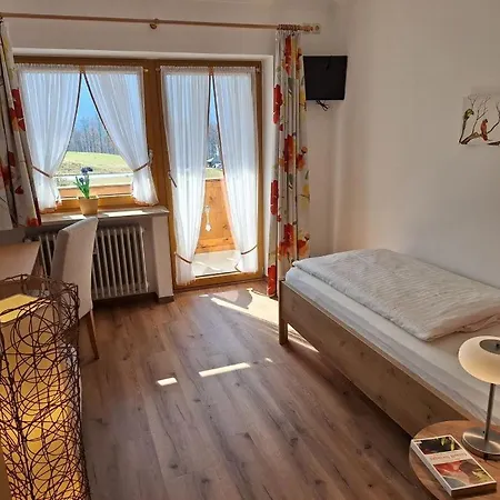 Penzion Gaestehaus Heissenlehen 3*