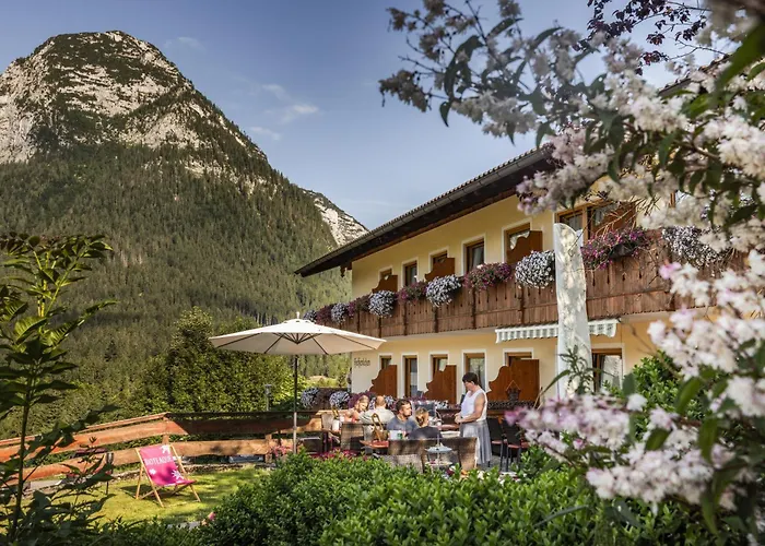 بيت ضيافة Gaestehaus Heissenlehen 3*